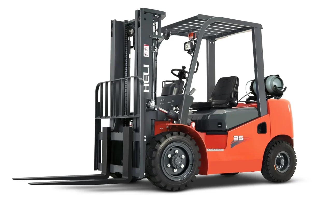 Montacargas 2500 kg Nafta Gas Paraguay